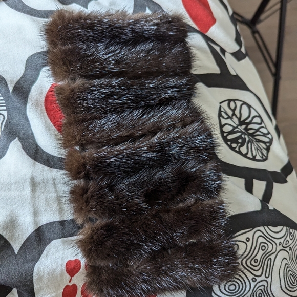 Genuine fur cuff bracelet - Picture 5 of 7